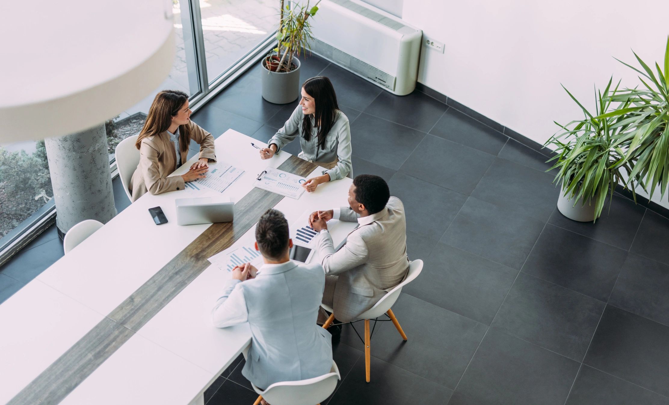 Business consulting team meeting in a modern office